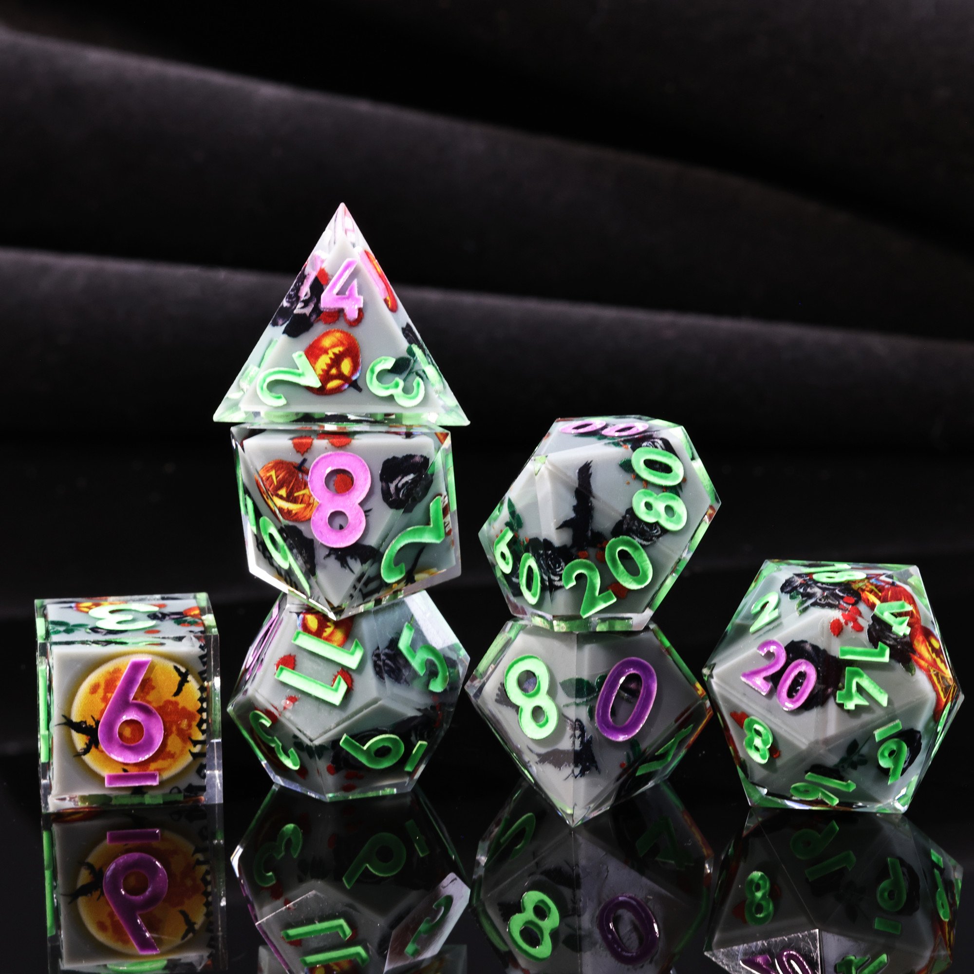 MINI PLANET Pumpkin Spider Christmas Stickers DND Dice Set Wholesale Custom Resin Dice For TRPG Board Game Sharp Polyhedral Dice