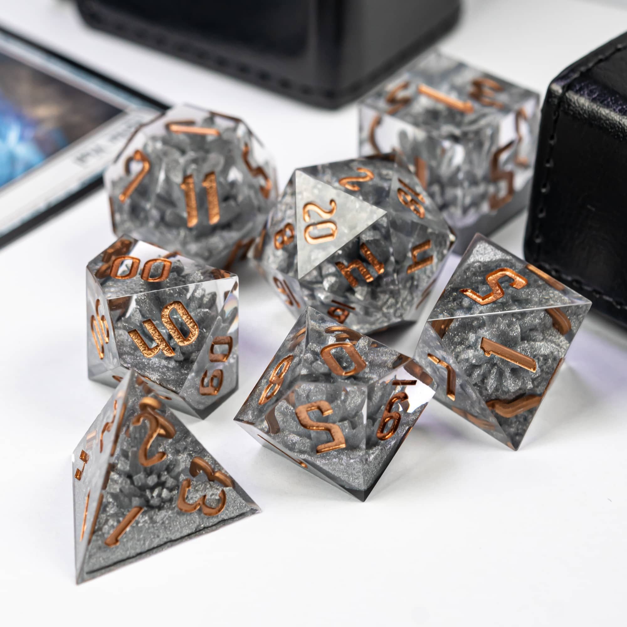 Udixi Custom Handmade Crystal Resin Dice Dungeons and Dragons DND RPG board game Dice Set