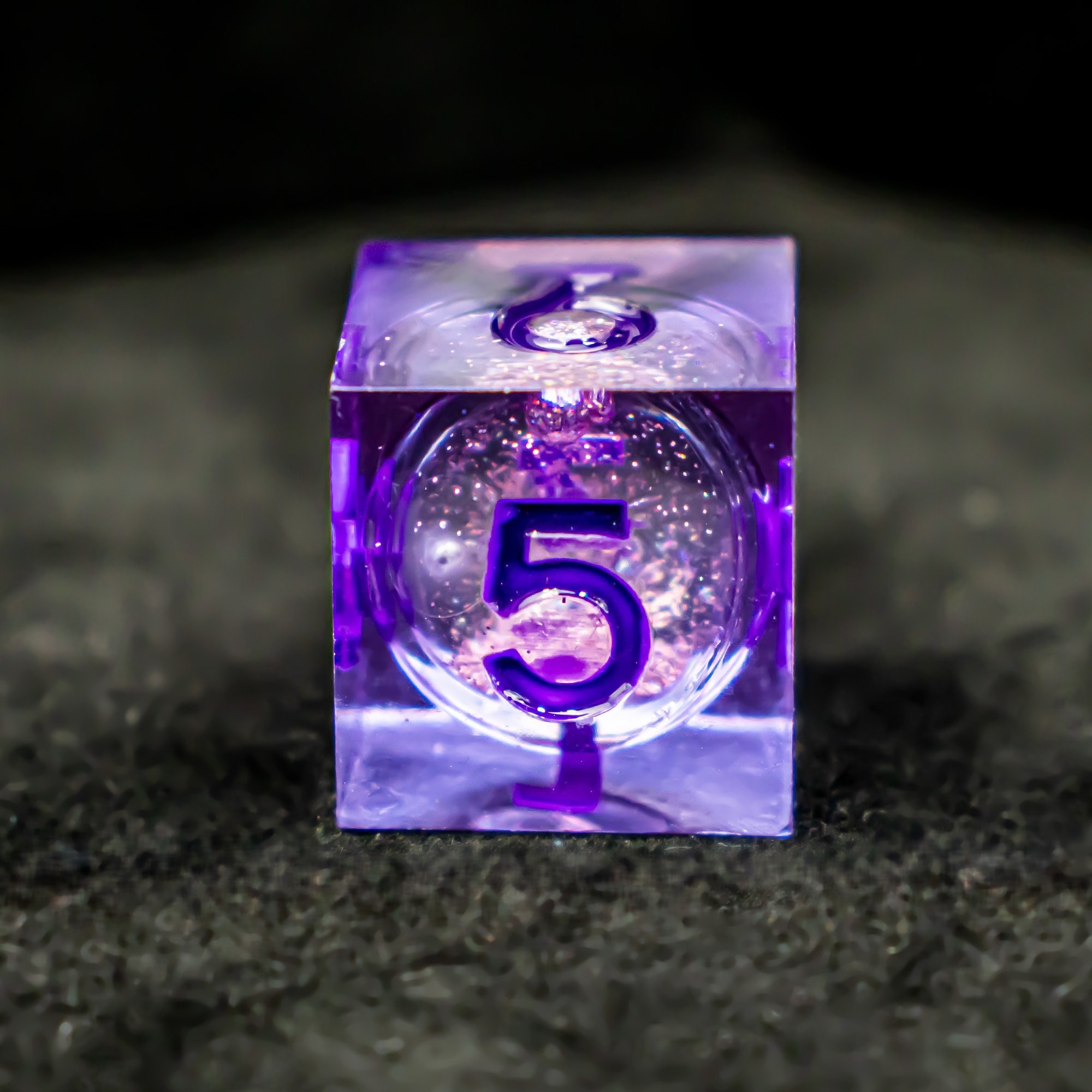 Custom Sharps Edge Resin Dice D6 D4 D8 D10 D12 D20 DND Purple Liquid Core Dungeons and Dragons RPG Dice Set