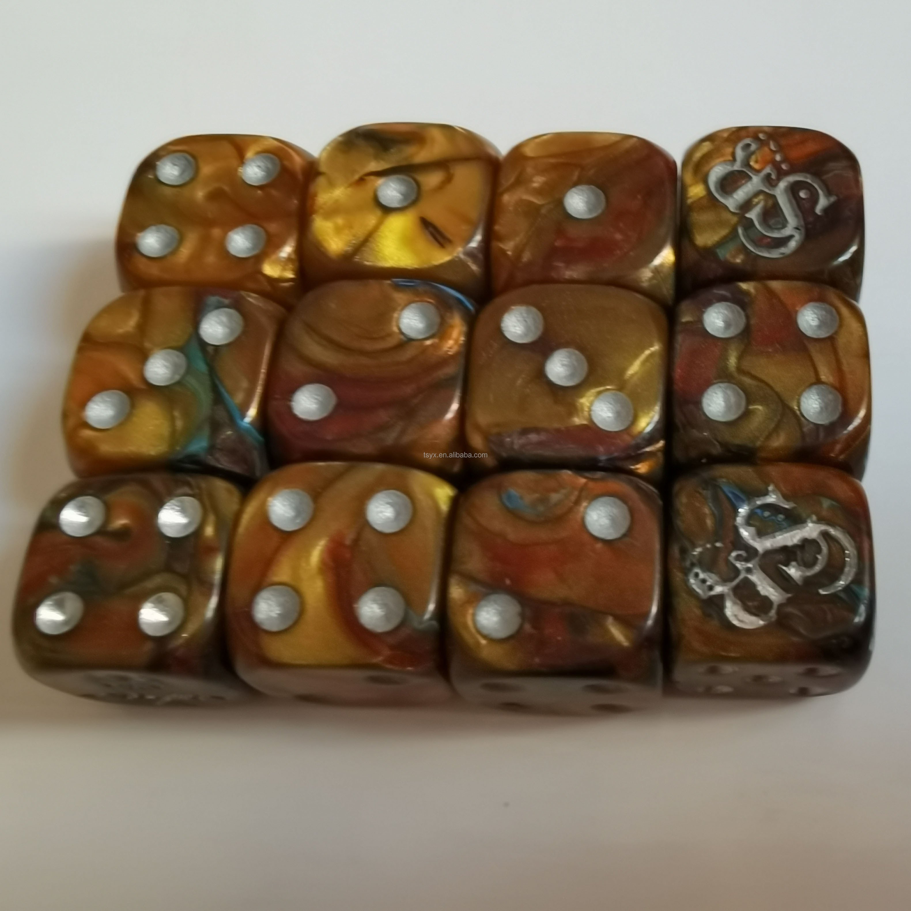 Acrylic new board game resin custom 2 color mixed dice painting engraved logo d6 10mm 12mm 14mm 16mm 18mm 20mm 25mm 30mm dice