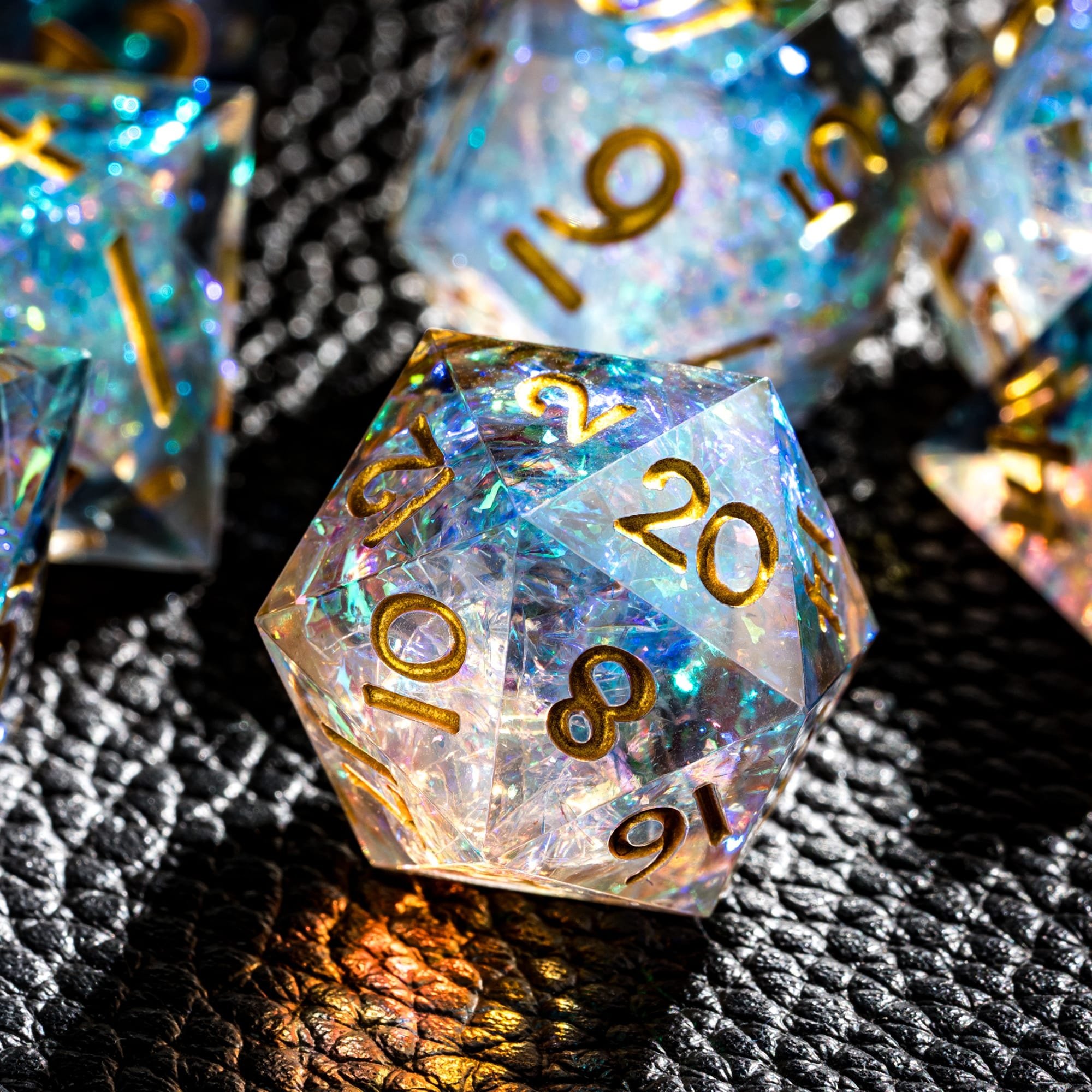 Udixi Polyhedral Sharp Edge RPG Resin Dungeons and Dragons Glitter Dice Set Transparent color