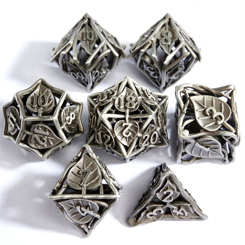 Customized Dnd Hollow Maple Leaf Metal Dice Set with 7 Rpg Dice Games, Suitable for D&D Dragons and Dungeons