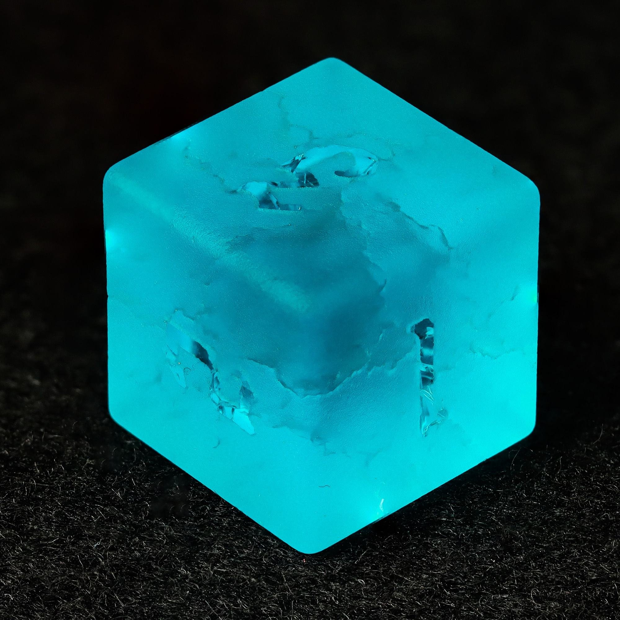 Factory Wholesale High Quality Blue Burst Crystal Dice Set for Dungeons and Dragons RPG
