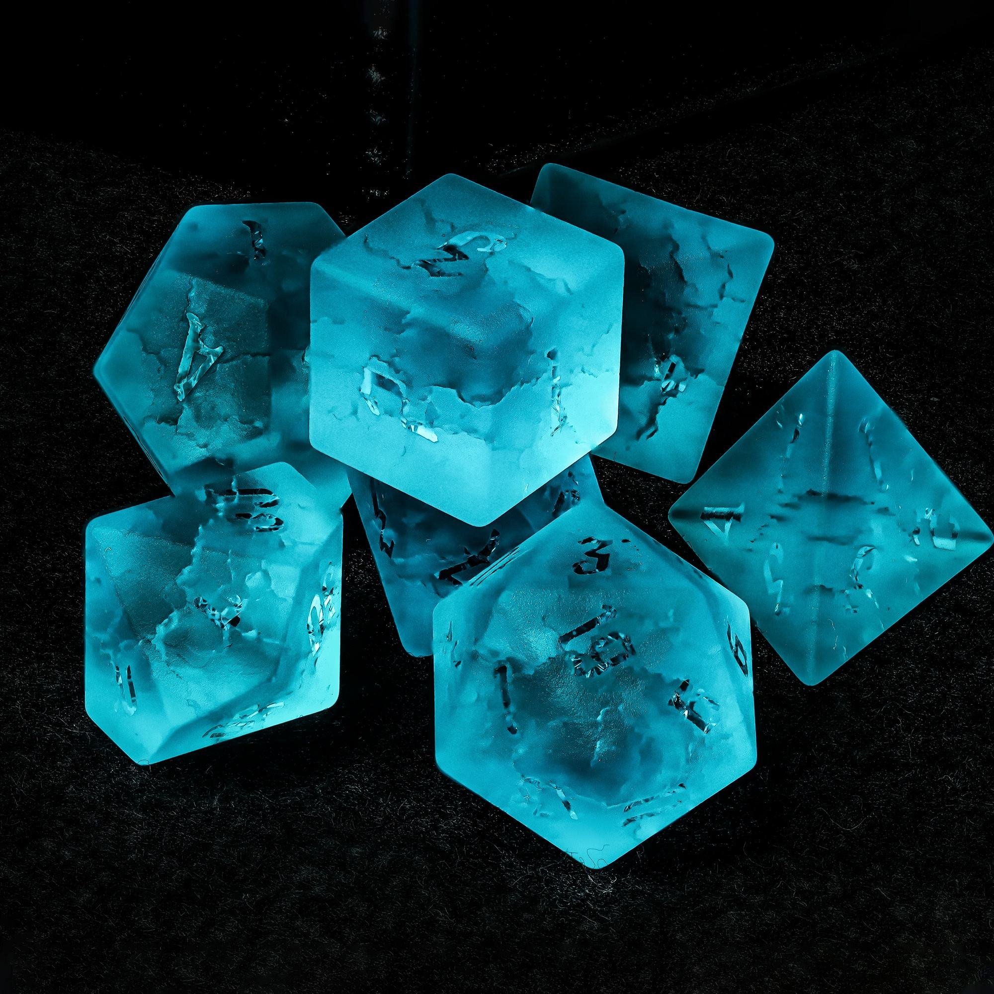 Factory Wholesale High Quality Blue Burst Crystal Dice Set for Dungeons and Dragons RPG