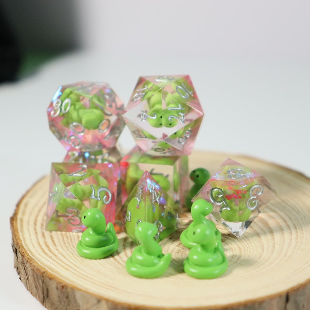 Custom Resin Dice Set DND Polyhedral with Sharp core snake Edges RPG Dungeons Board Games Custom