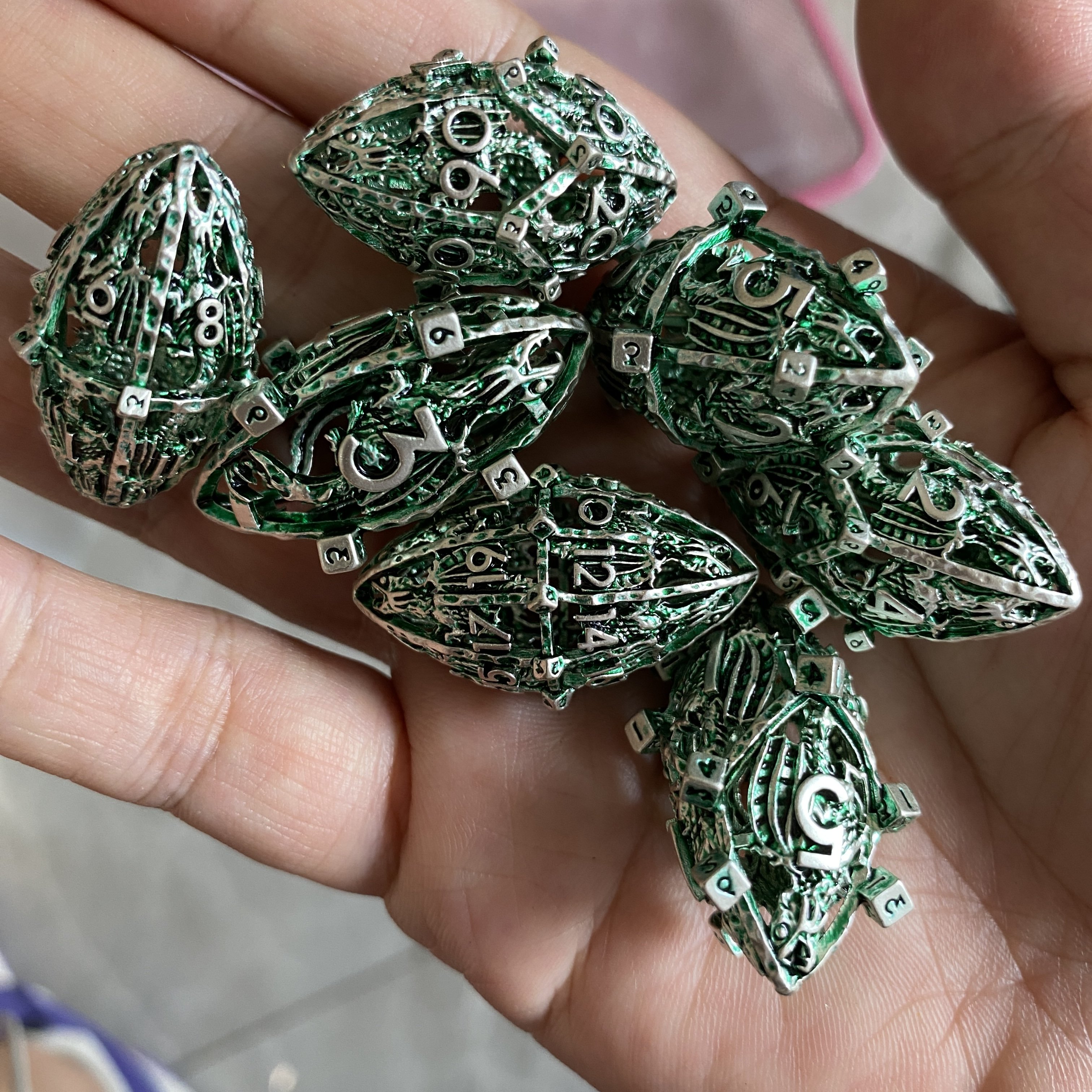Dragon Hollow Metal DND Dice Set DNDND 7 D&D Die Set with Metal Gift Tin for Dungeons & Dragon Game