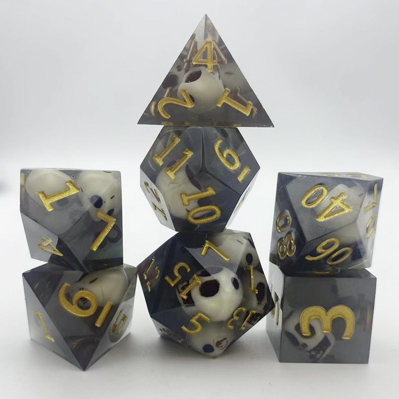 Handmade Dungeons Dragons RPG Dice Set Liquid Core Polyhedral Resin with Sharp Edge and Customizable Skull Grey Purple Red