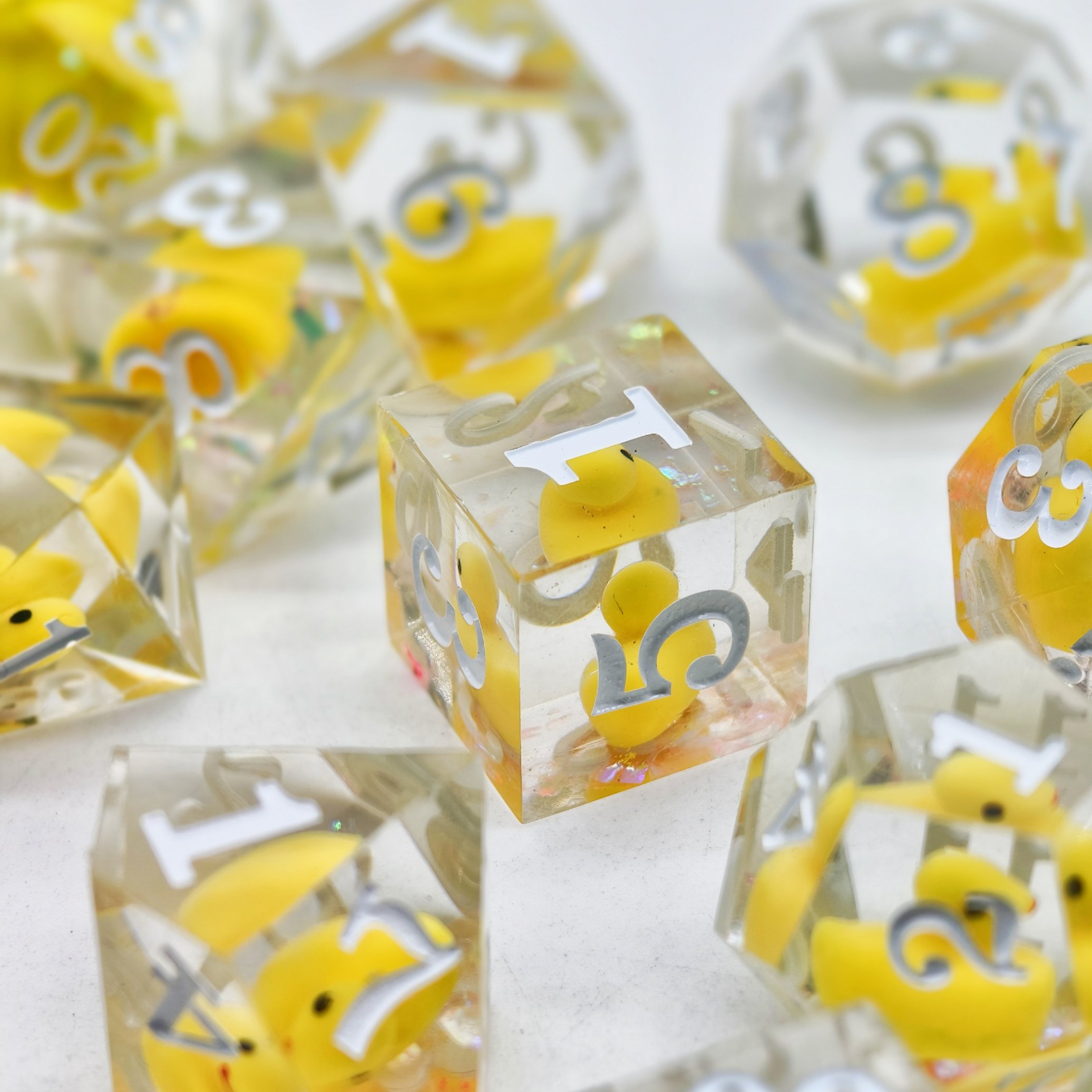 factory engrave printed custom logo personalized dice high quality right-angled edge polyhedral inclusions resin number dice set