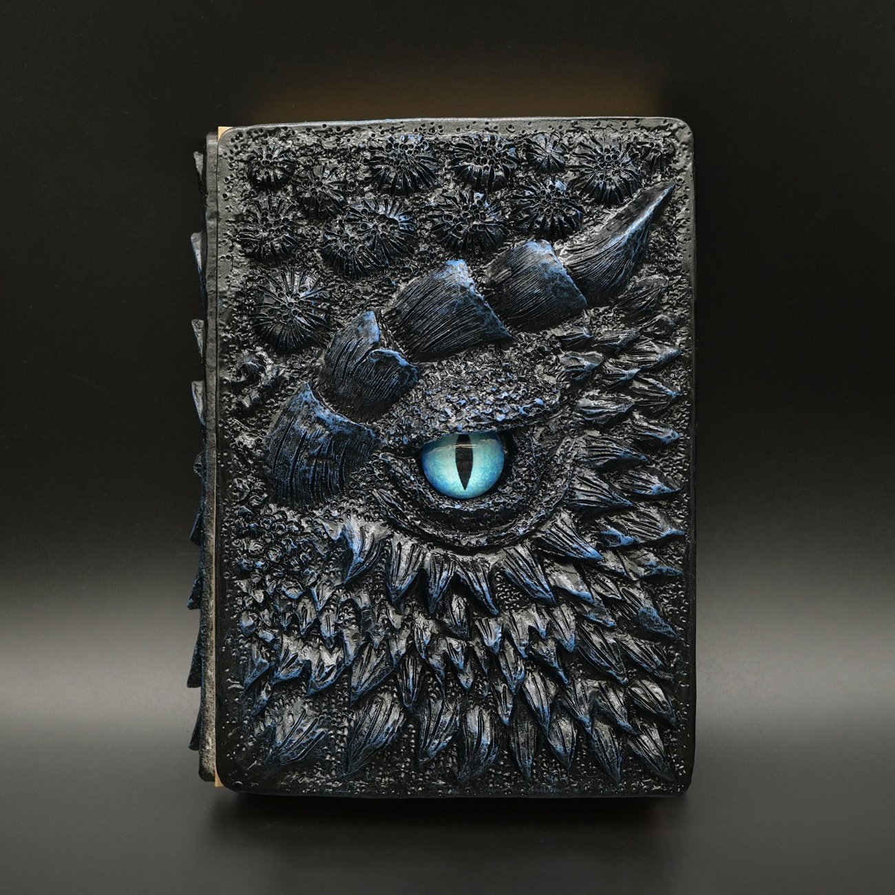 Unique Resin Dungeon and Dragons Book Set Custom Dice Book with Insert for Game Lover