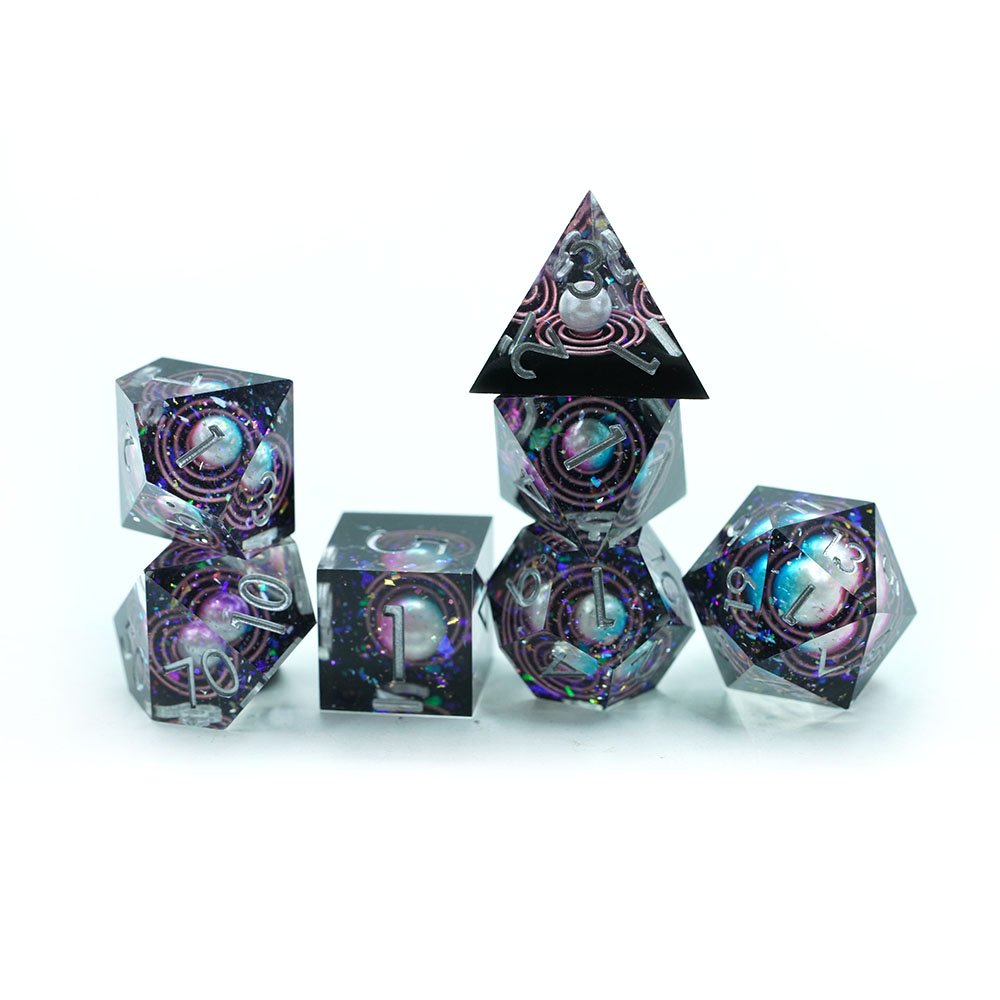 Wholesale DND resin dice with multi-faceted filling resin dice