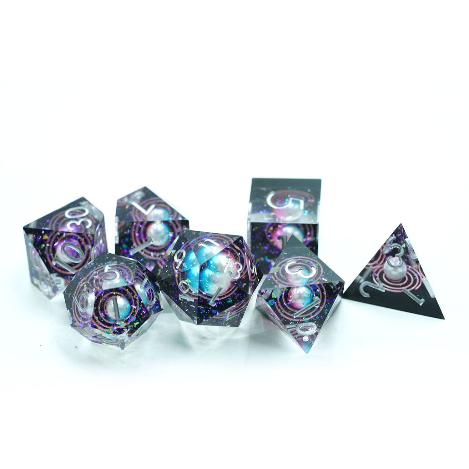 Wholesale DND resin dice with multi-faceted filling resin dice