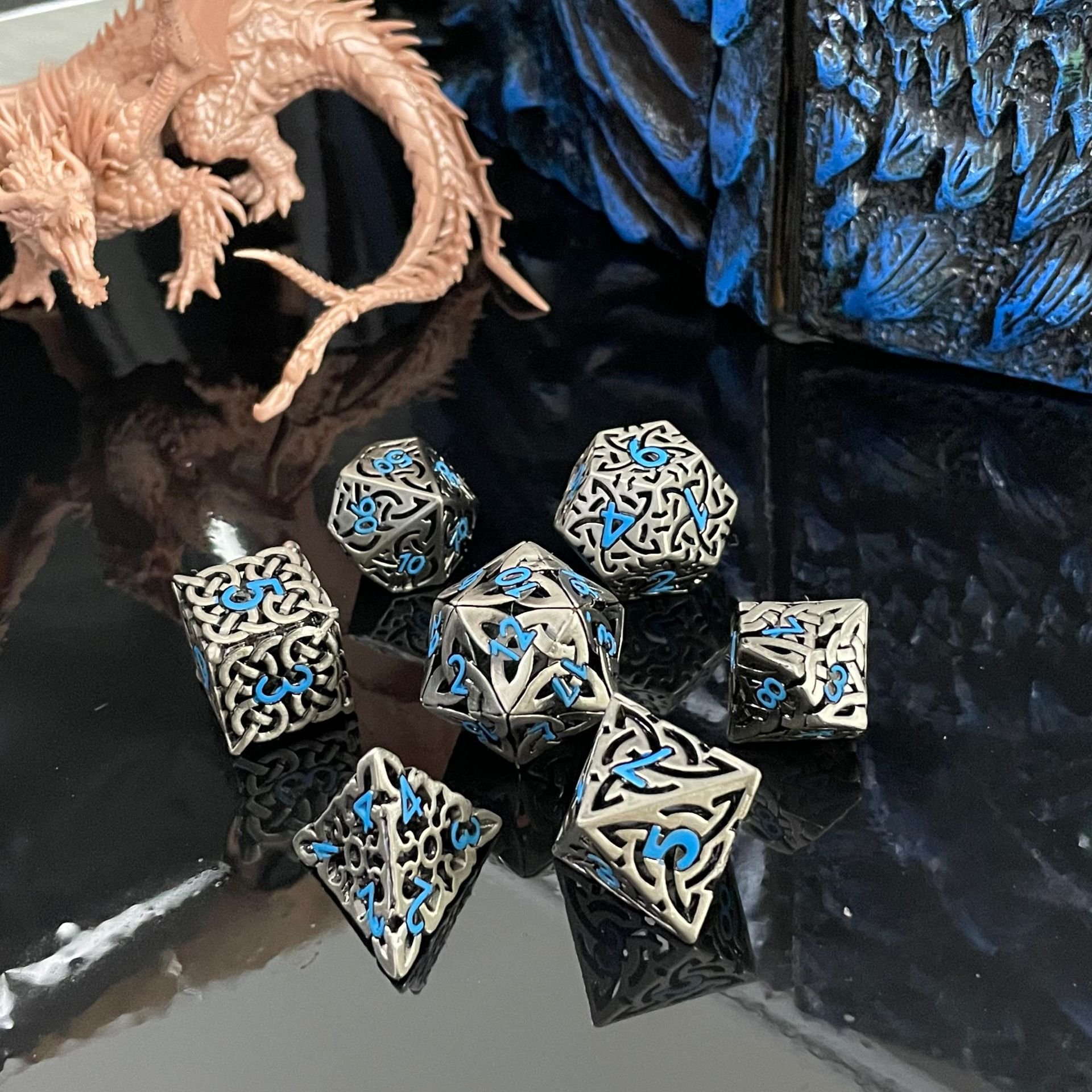 Edge Hollow copper metal dnd Dragon dice custom polyhedric dungeons and dragons dice set Polyhedral Dnd Dice Box Rpg Games