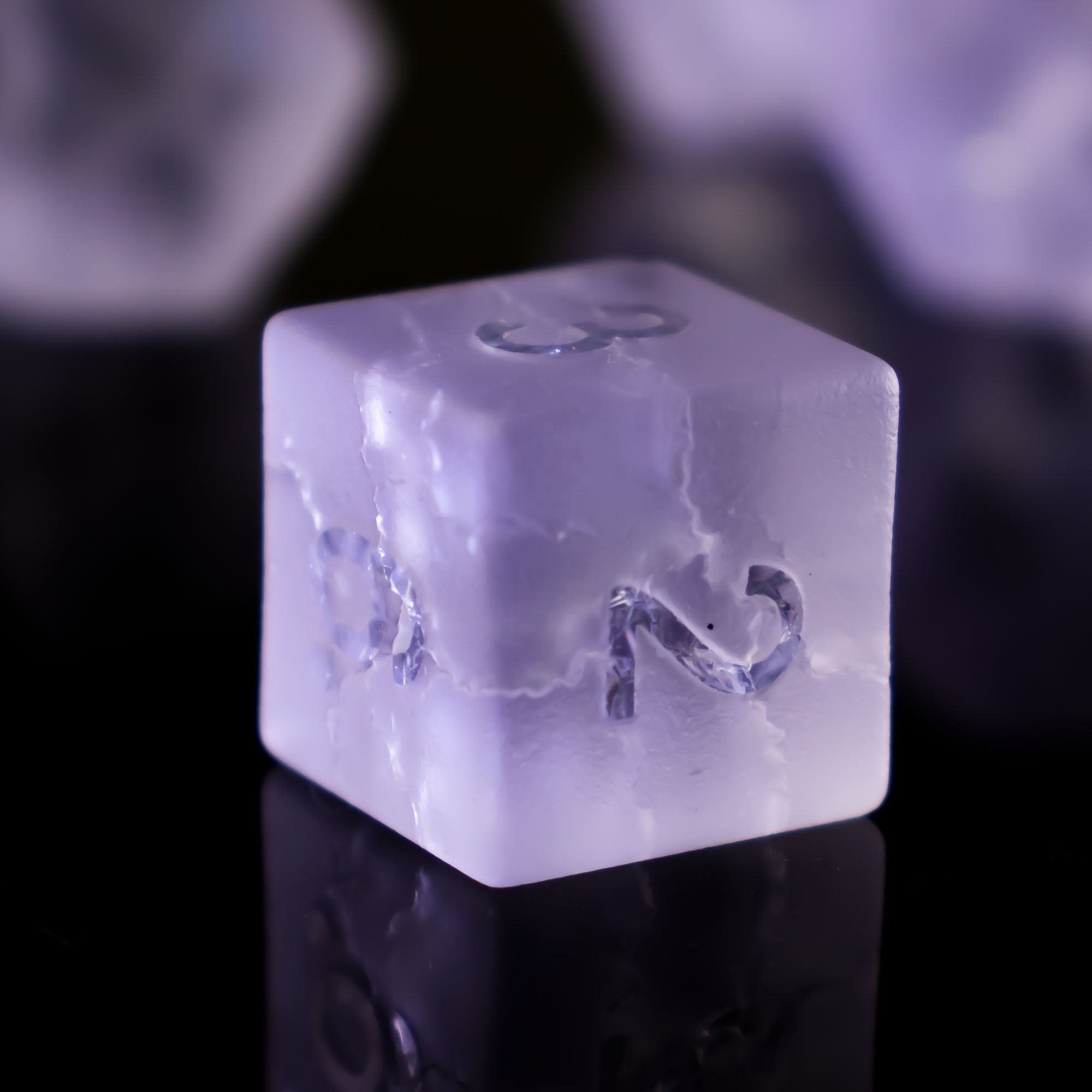 factory wholesale custom purple burst crack crystal dice set for dungeons and dragons RPG