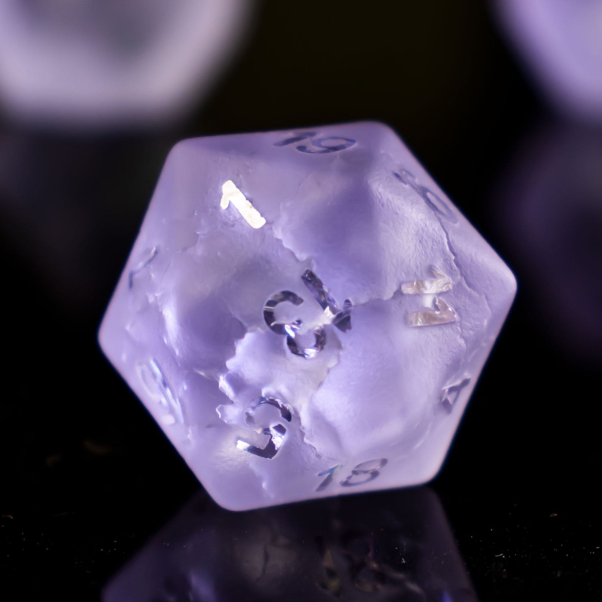 factory wholesale custom purple burst crack crystal dice set for dungeons and dragons RPG