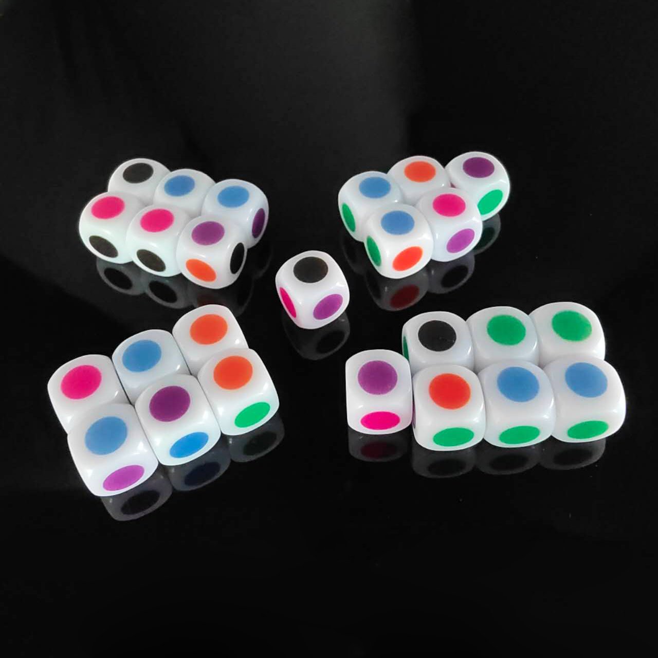 Hot selling professional recreational choose bulk dice wholesale fabric resin dice with many styles 16mm D6 casino point dice