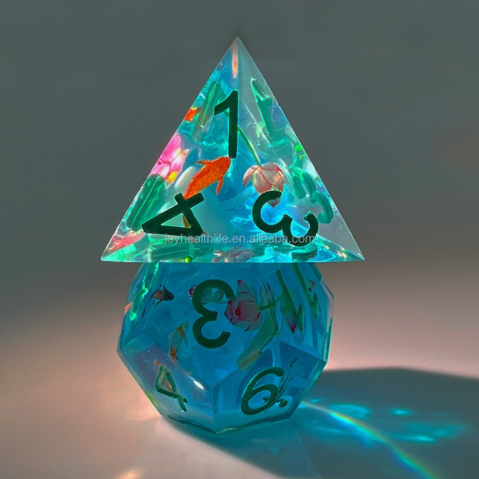 Factory Wholesale liquid core polyhedral Dice Sets For Rpg Table Games Resin dnd Solid Dice Handcrafted