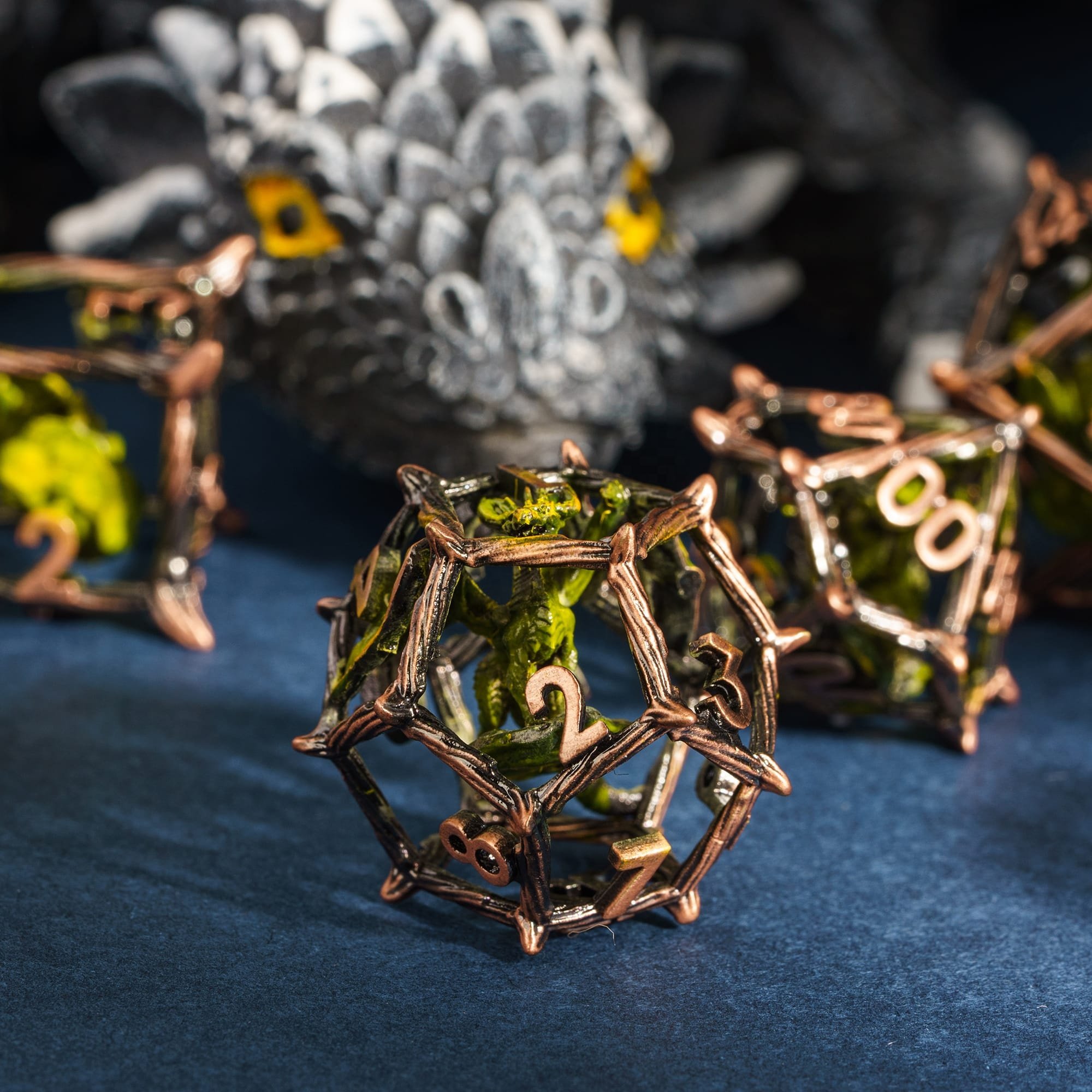 Udixi Custom Flying Dragon Metal Dice Set Polyhedral Hollow Metal DND Dice For RPG Dragon and Dungeon Game D&D Dice