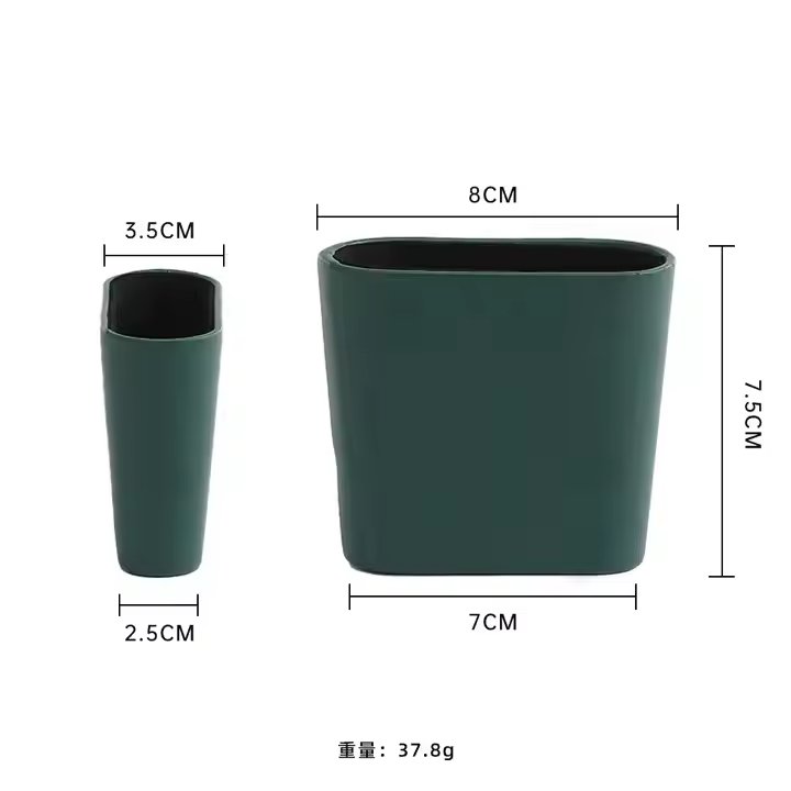 High Quality Customized Logo Color PU Leather Dice Cup Set With 6 Dices For Game