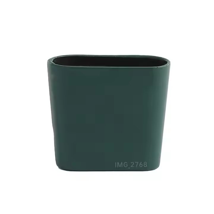 High Quality Customized Logo Color PU Leather Dice Cup Set With 6 Dices For Game