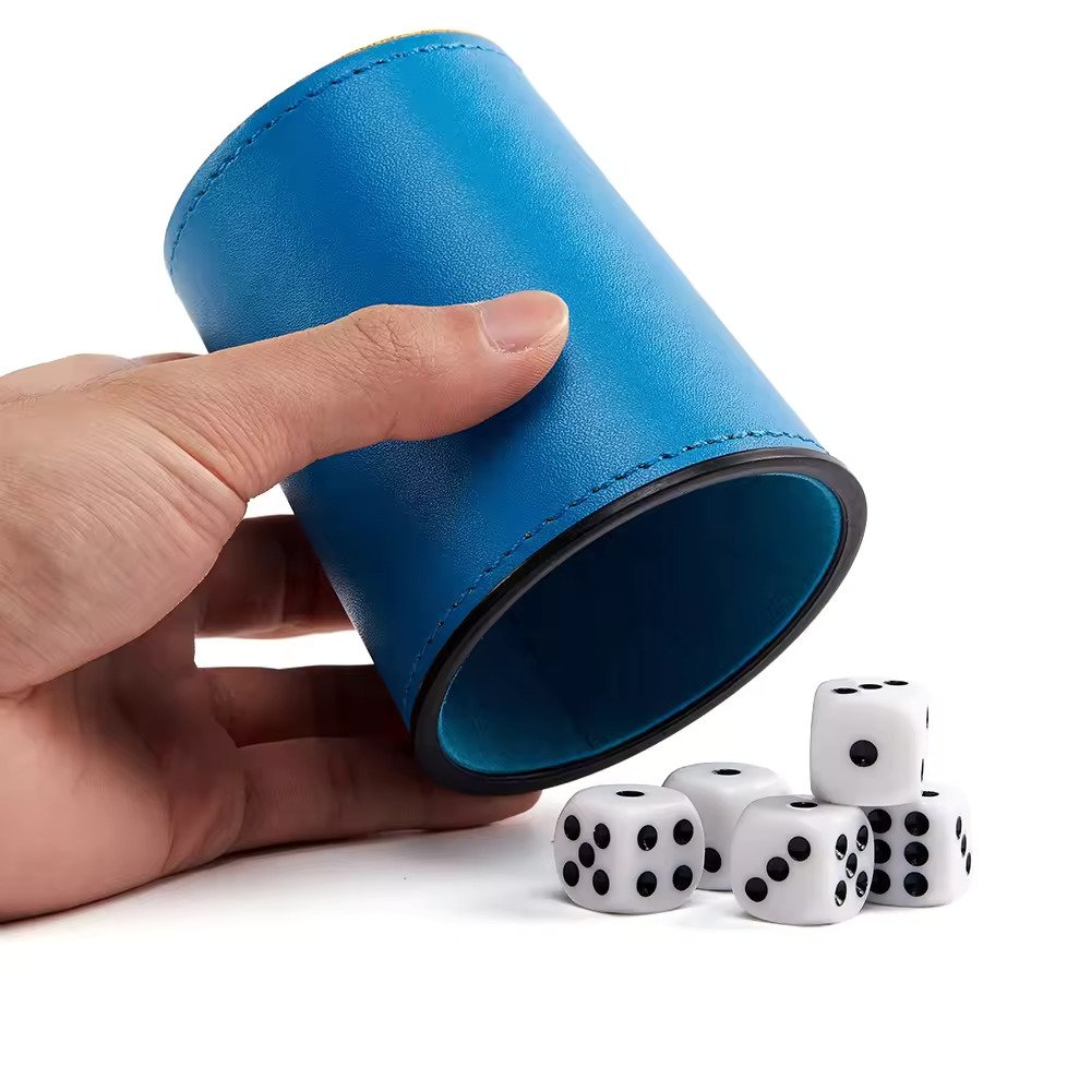 Factory Wholesale Dice Cup Customized Logo Leather Shaker Cup with Poker Dices Plastic Custom Leather Dice Cup Set