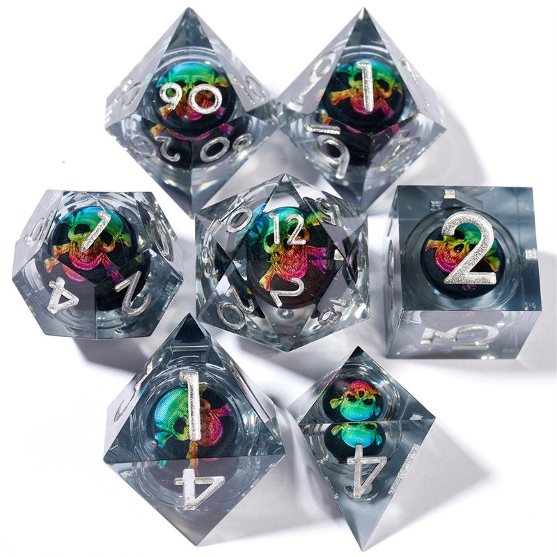 Halloween Skull Series Sharp Edge Resin Dragon and Dungeon 7 D&D Polyhedral Liquid Core Dice Set D20 D12 D10 D8 D6 D4