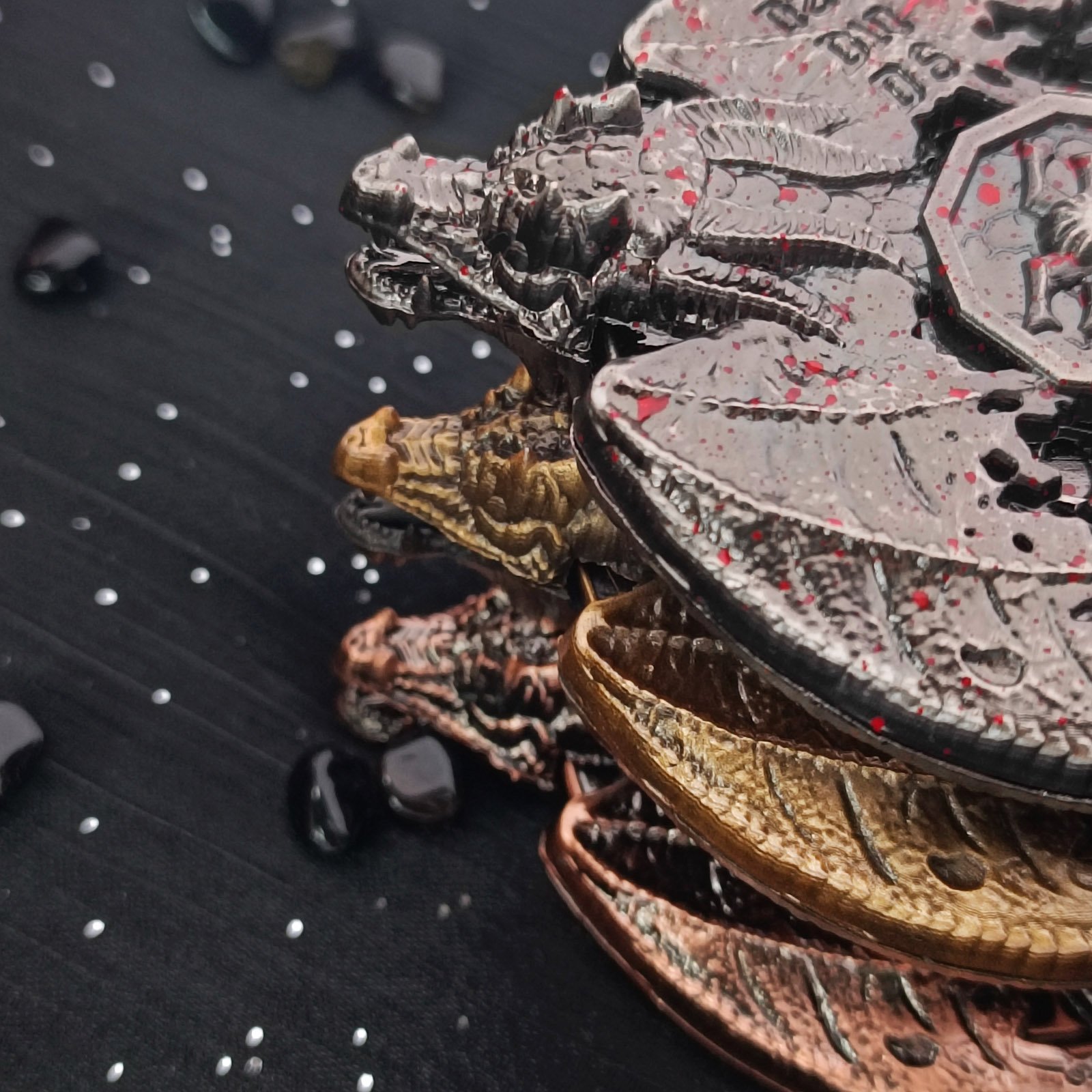 70MM Polyhedron Rolling Dragon Dice Spinner Board Game Holiday Gift dnd Metal Dice Spinner