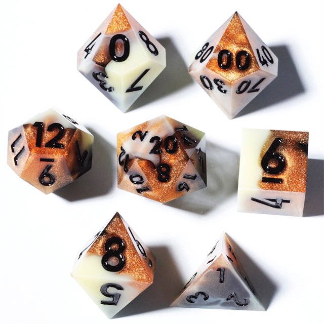 Mini Planet Custom Logo Resin AMBER Dragon and Dungeon DND RPG Dice Set Sharp Edges Board Game Gift Dice