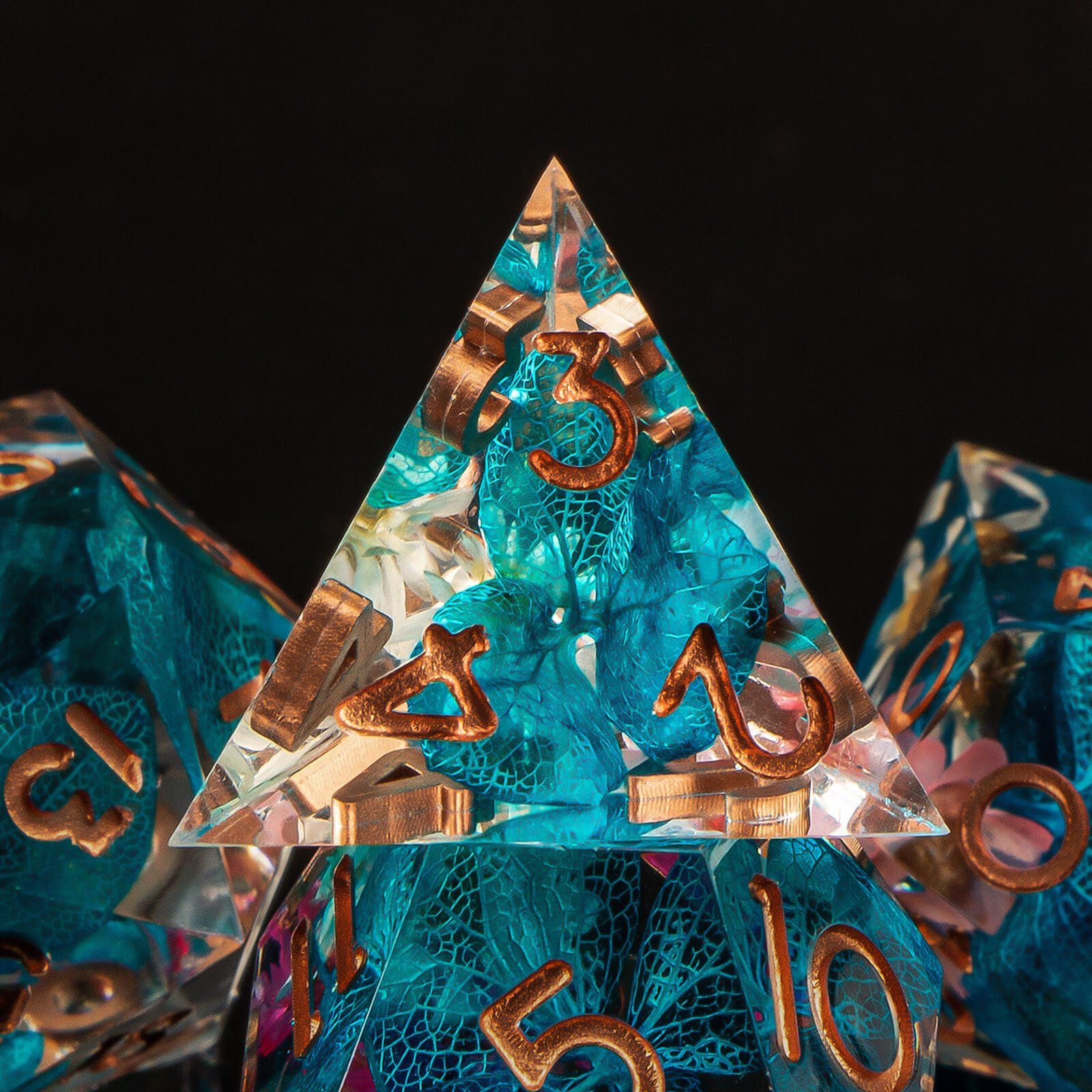 Sharp Edge Dice 7 resin flower dice set Dungeons & Dragons RPG role-playing board game dice can be customized