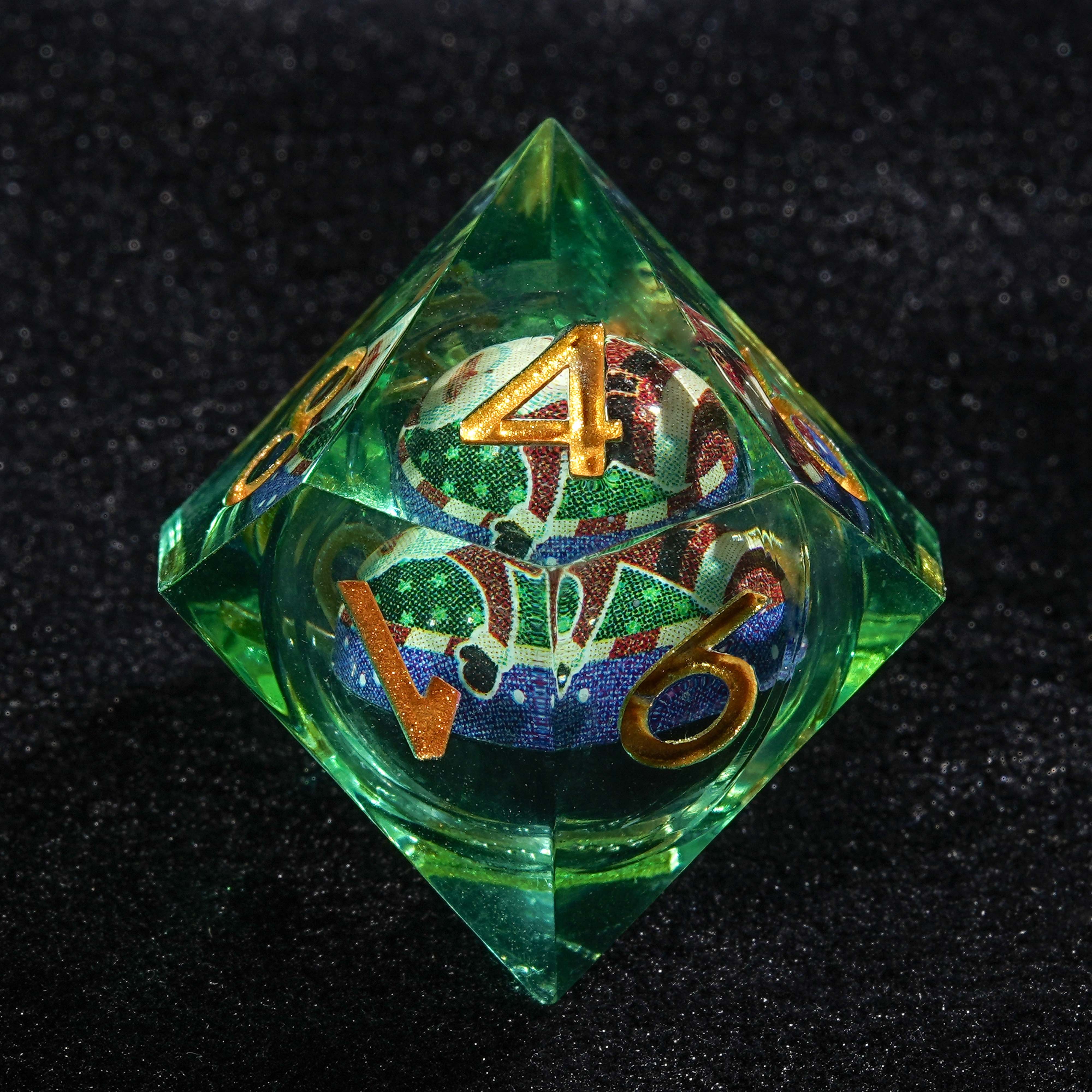 7Pcs Santa Claus Dice Green Resin Polyhedral Dice For DND Role Games Playing Collection Set