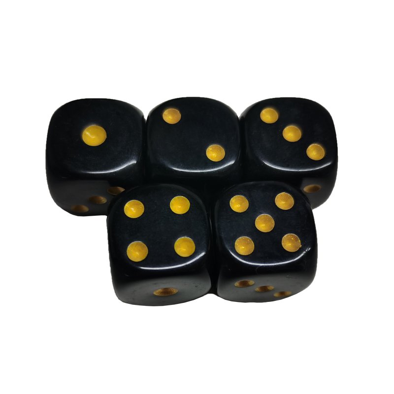 KTV Pub leather dice cup With Velvet Lining And Storage Velvet Bag Plastic Shaker Cup Dice Set
