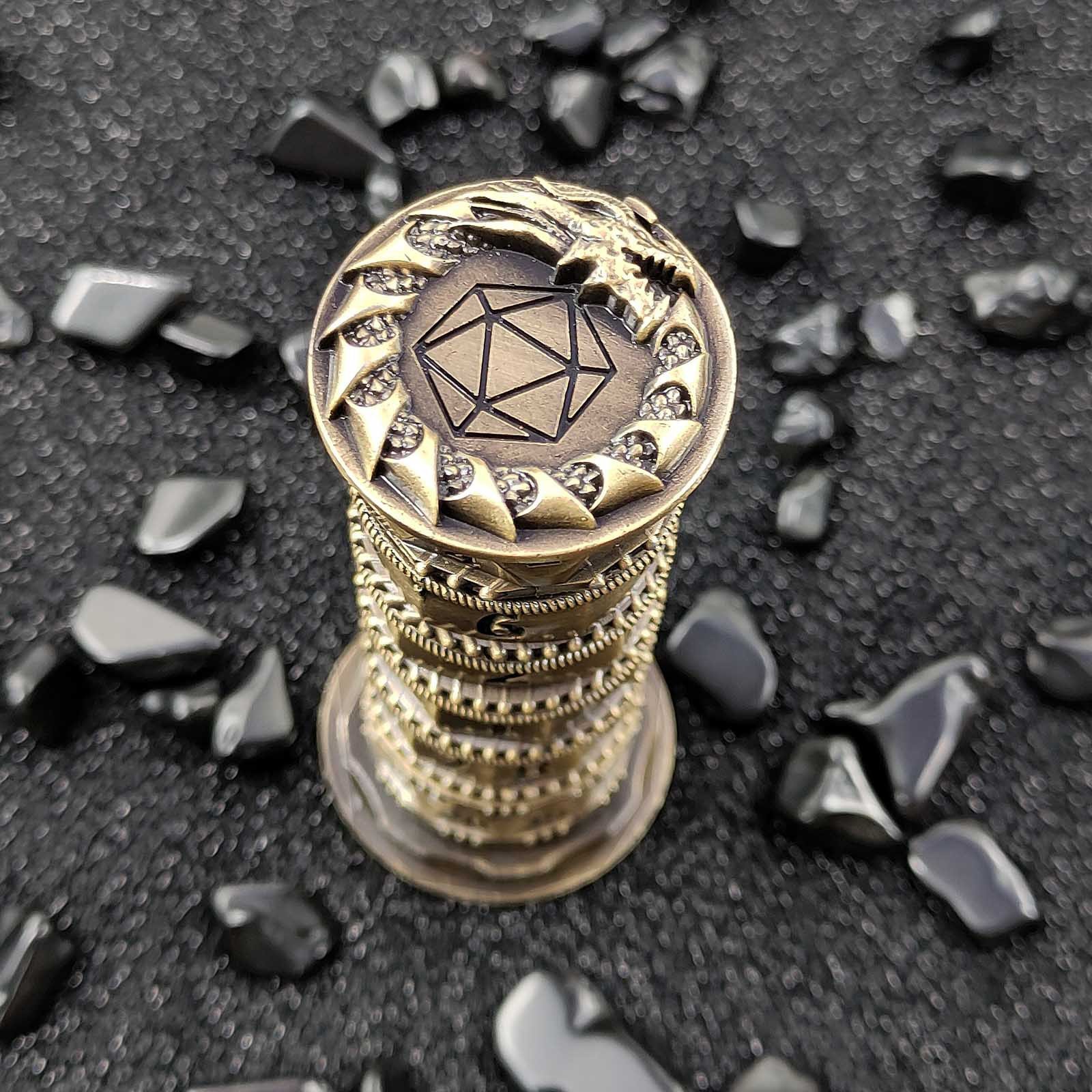 Factory wholesale price customizable high speed rotating metal dice tower Customized molds available