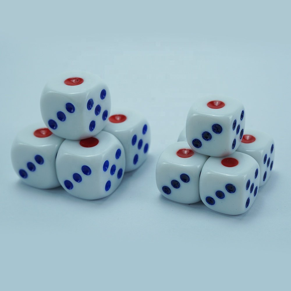 Board Game White Dice 16mm 6 Sides Customized Acrylic Engraved Round Corner Bulk Game Casino Accessories Factory