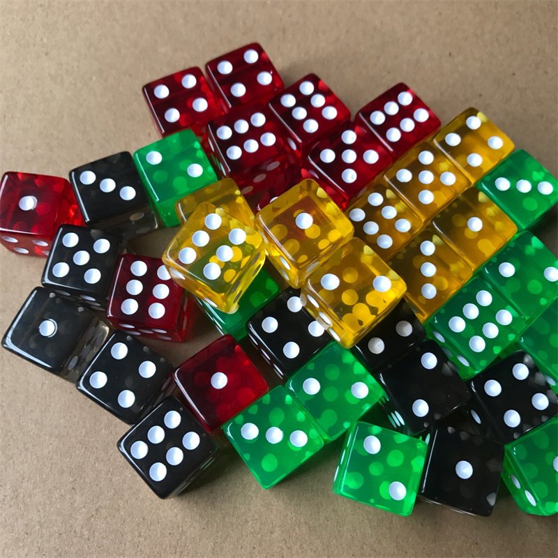 Hot selling 16mm transparent square corner point dice simple design game acrylic dice