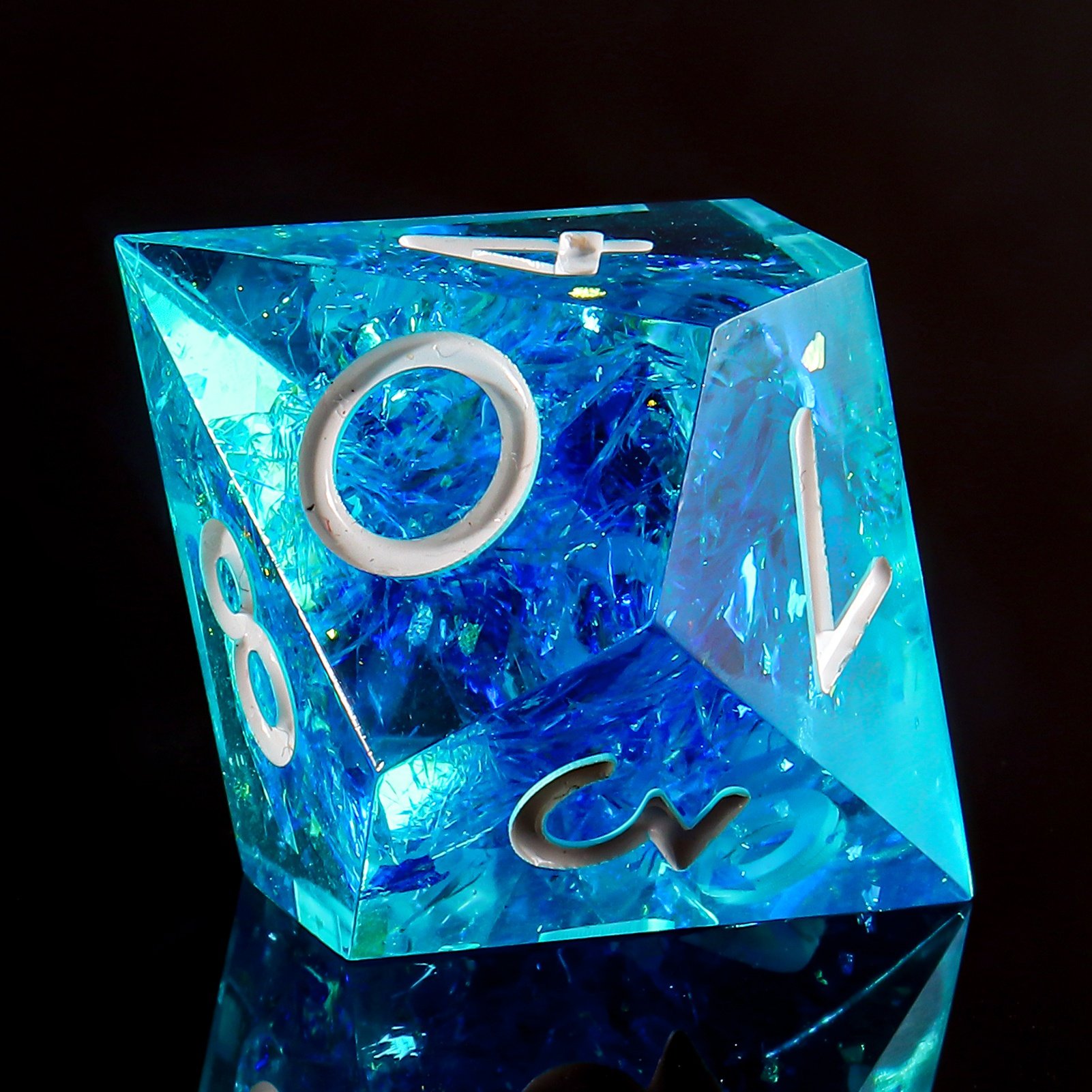 Custom Sharps Edge Resin Dice D6 D4 D8 D10 D12 D20 Clear Resin DND Dice Set For Dungeons and Dragons