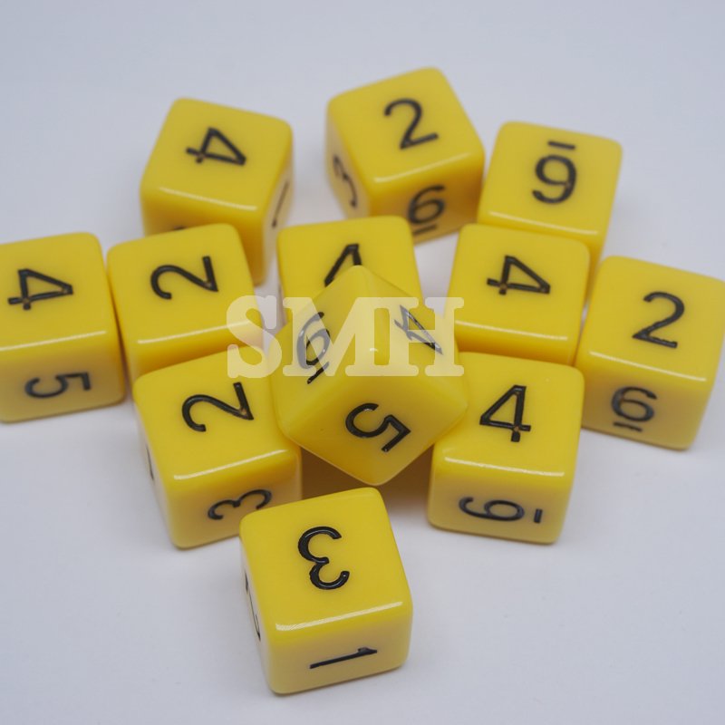 Blue / Yellow Plastic Colored 6 Sided 16MM Number /Digital 1-6 Dice for Education