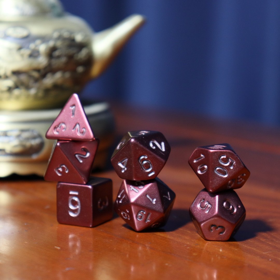Hot selling custom high quality Red Electroplating plastic dice polyhedral golden paint dice