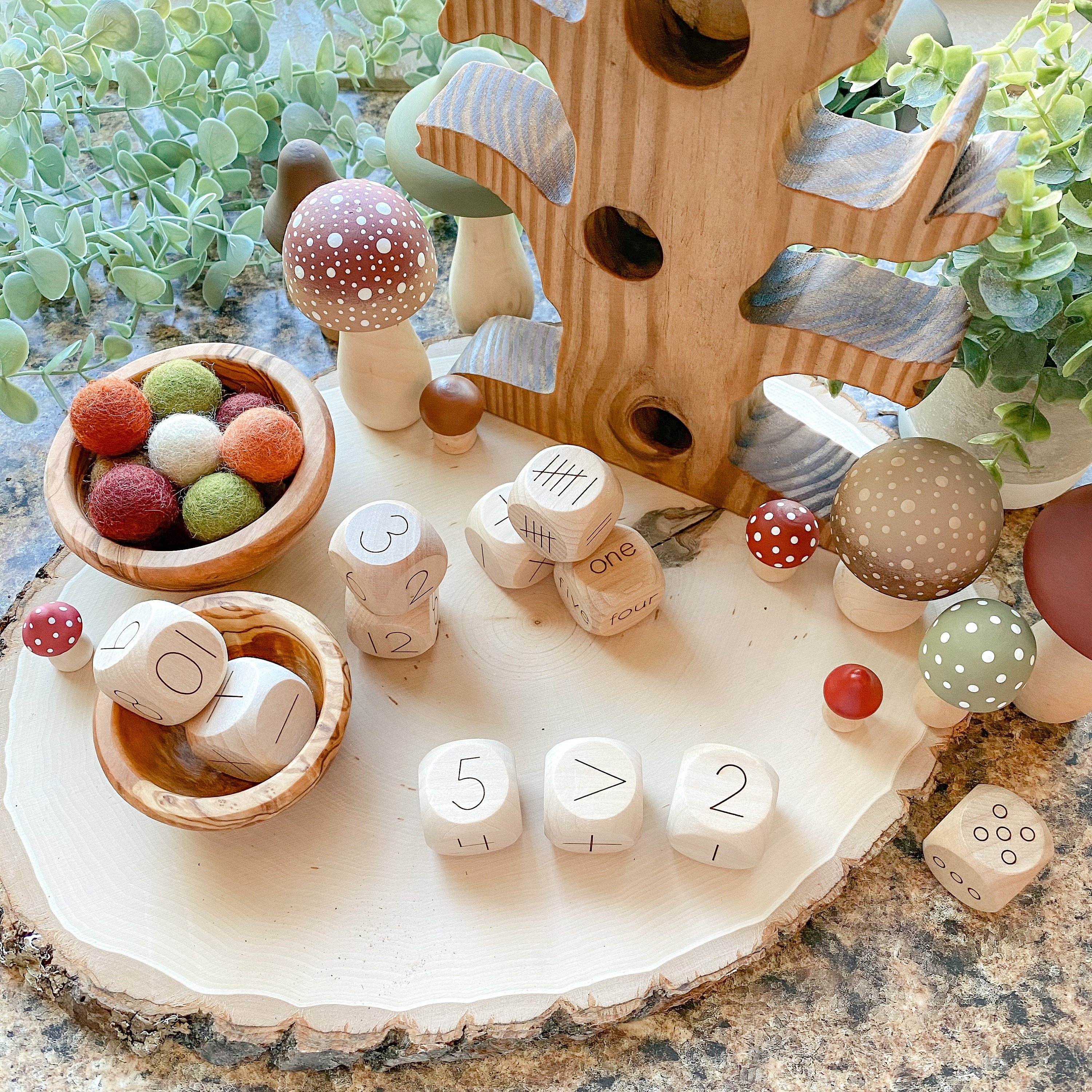 Custom Wood Dice Large Kids Natural Wooden Dice Set Educational Toy Children Game Wood Dice