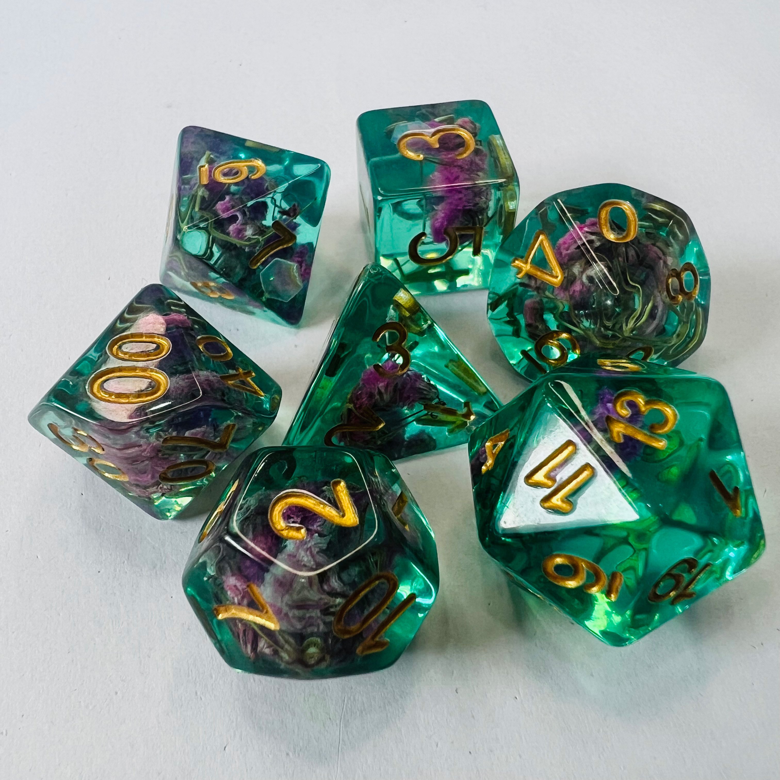 7-Pcs Set of Green Polyhedral RPG Dice Tubes Custom Size Logo round Corner Game Dice with DND Usage