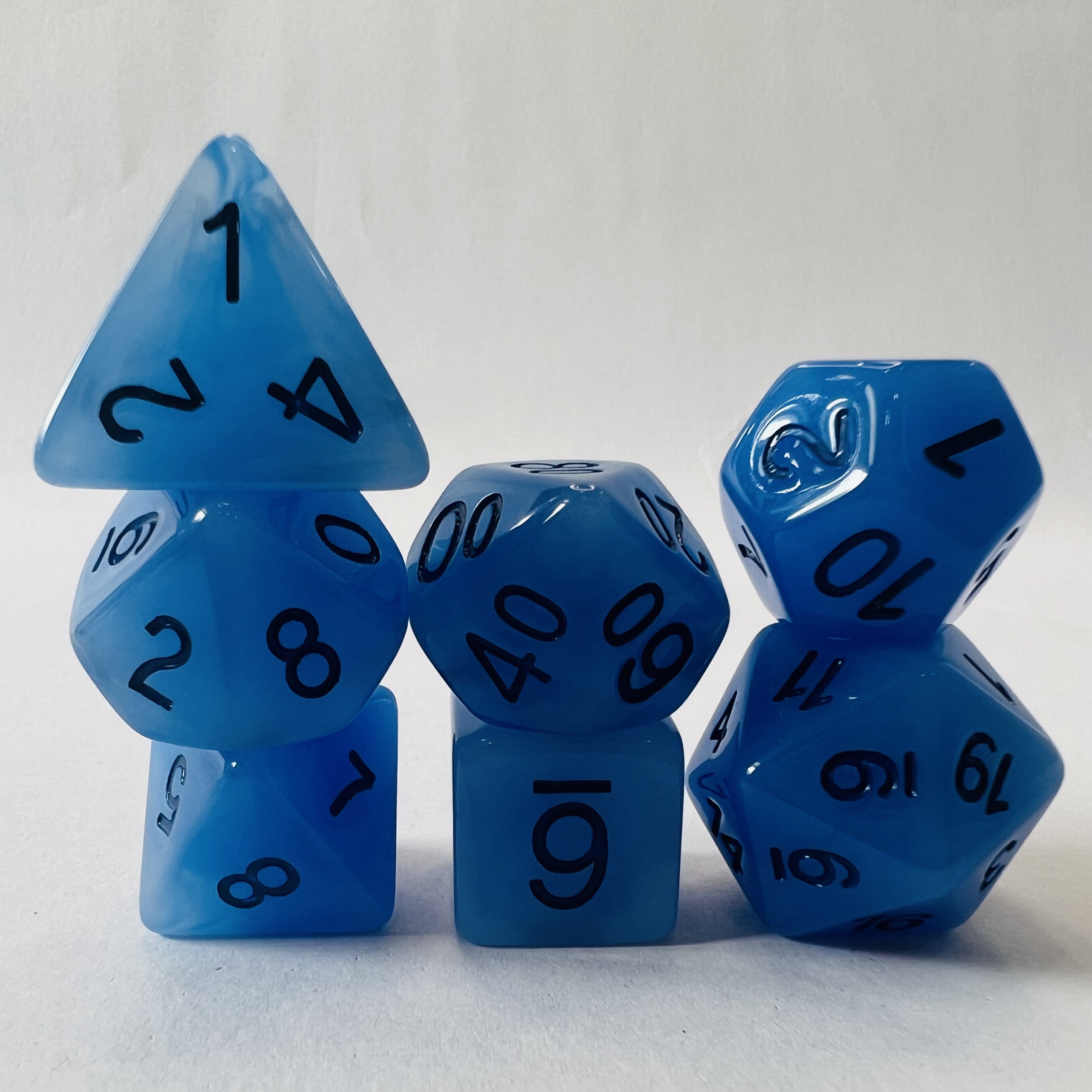 Dnd Dungeons And Dragons Role Playing 8Pcs Per Set Board Game Smoke Soft Edge Round Edge Crystal Dice