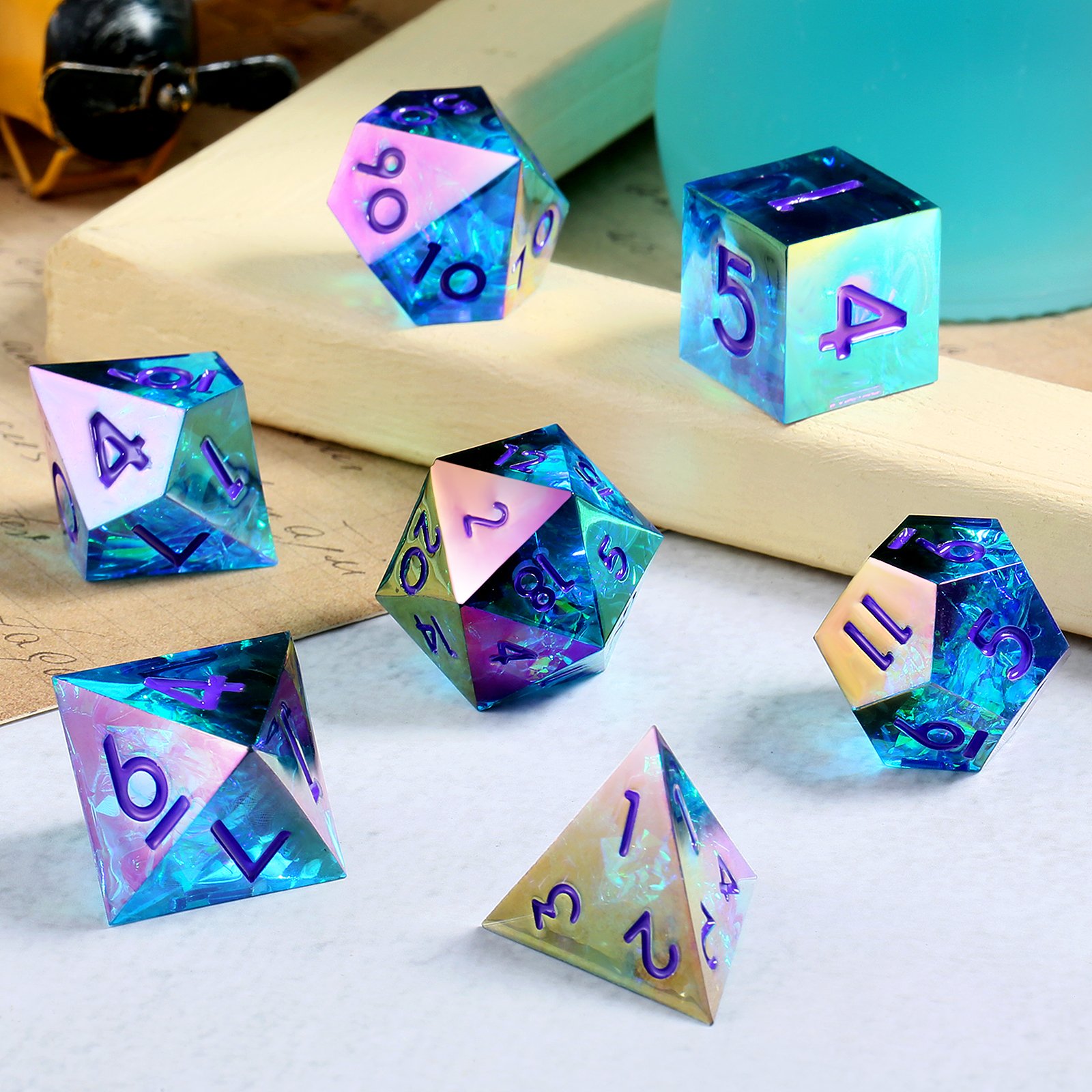 Custom Dnd Roll Dice Holder Handmade Sharp Edge Resin Dice Manufacturers Liquid Core Dice Set D&D for RPG Dungeons and Dragons