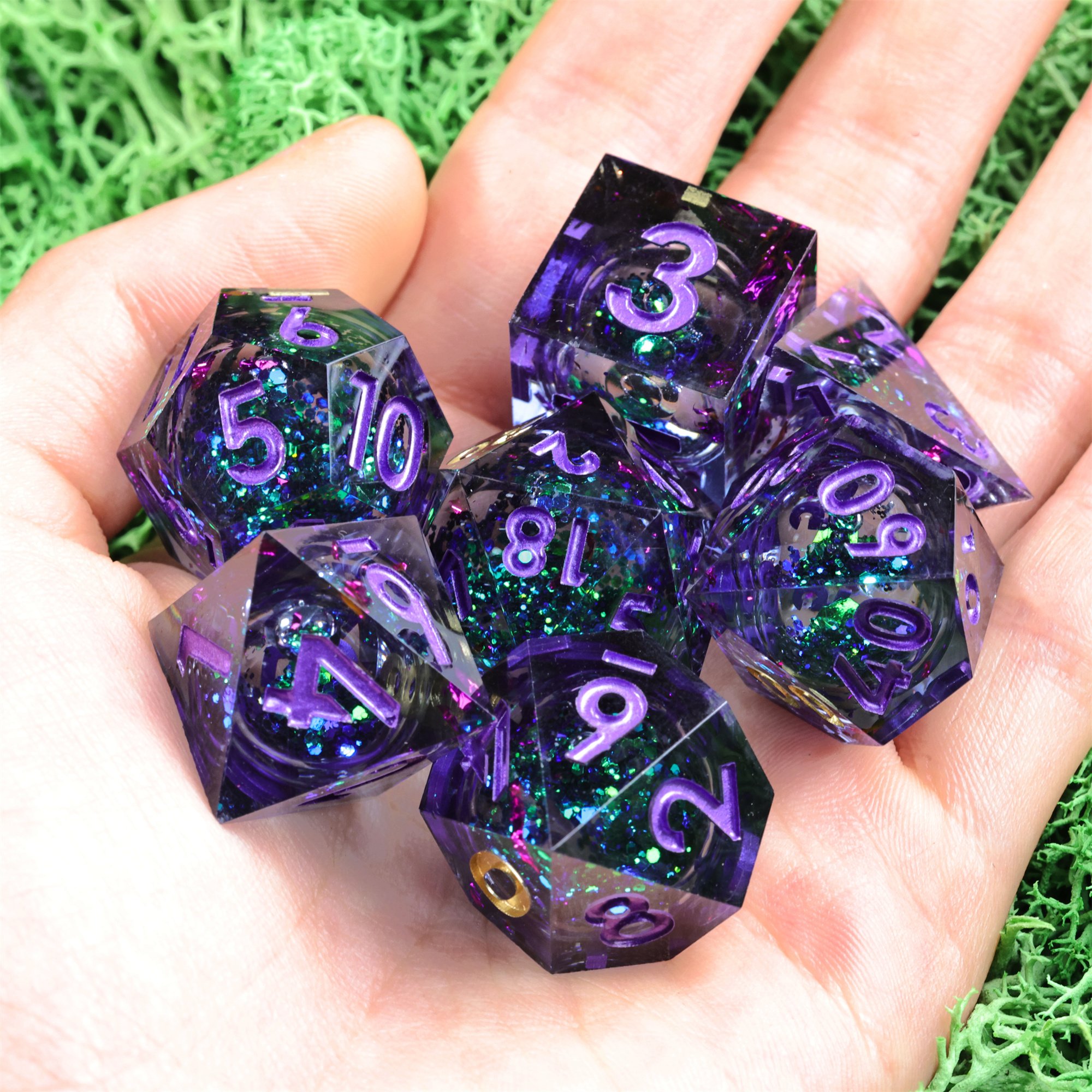 MINI PLANET Polyhedral Liquid Core Dice For TRPG Board Game DND Dice Set 7pcs Wholesale Custom Resin Dice With Sharp edges Games