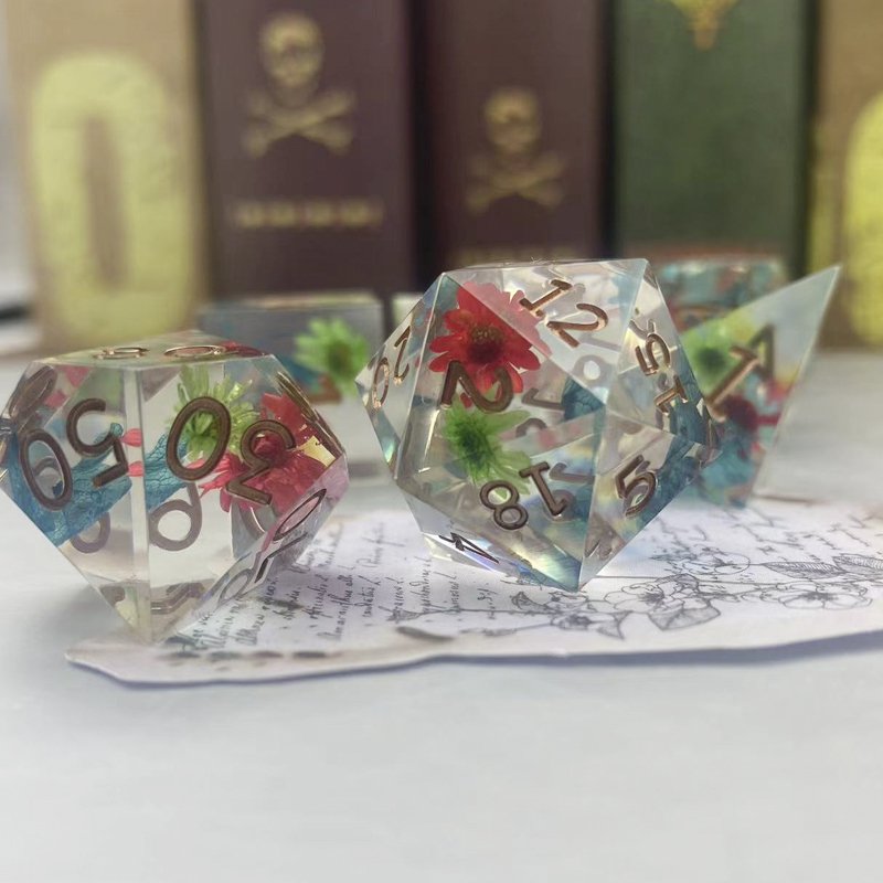 Wholesale 7pc Polyhedral Resin RPG Dungeons Dragons Board Game Dice Sets Customizable DND Flower Identifiable Resin Can