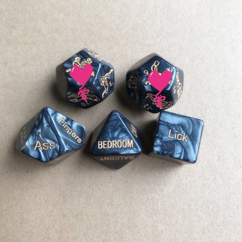 wholesale Naughty Dice Fun Games 5Pcs Dice Set Different Poses Side Bedroom Sex Dice for Couples Game Party Games
