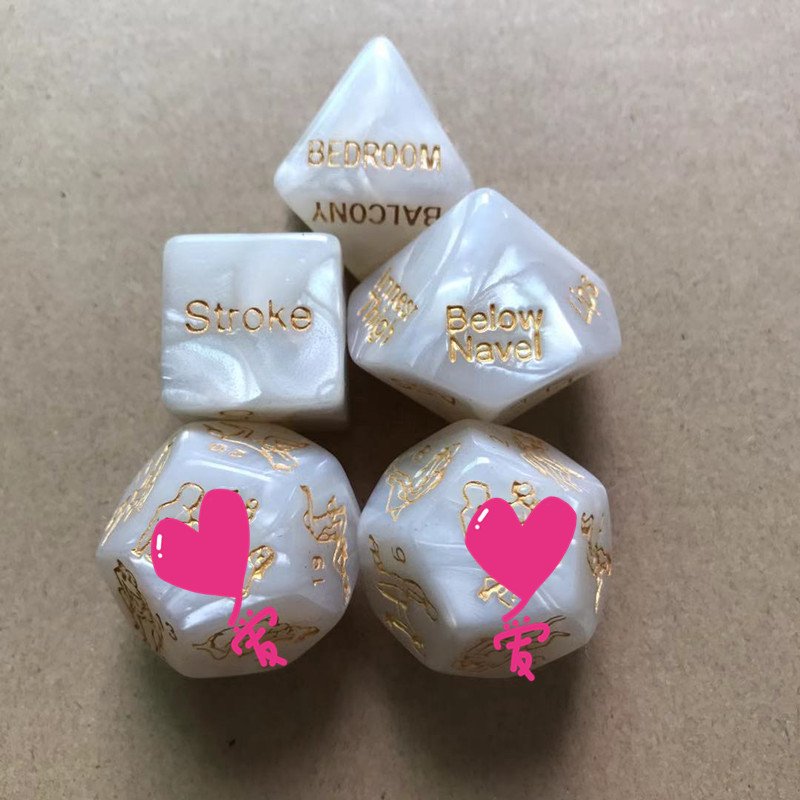 wholesale Naughty Dice Fun Games 5Pcs Dice Set Different Poses Side Bedroom Sex Dice for Couples Game Party Games