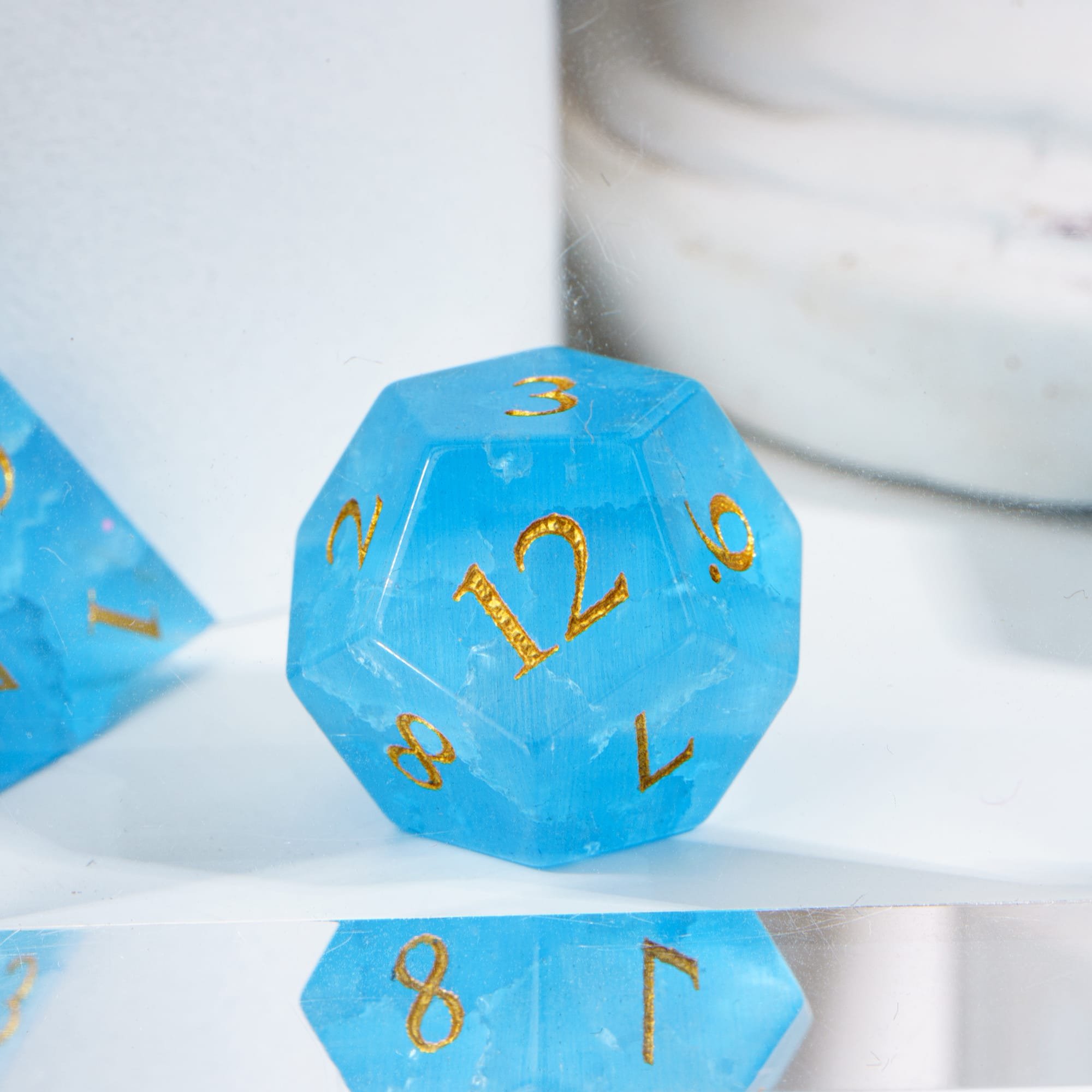 Udixi Blue Cat Eye Glass Dice with Green Sunroof Carton dnd dice dungeons and dragons RPG board game dice