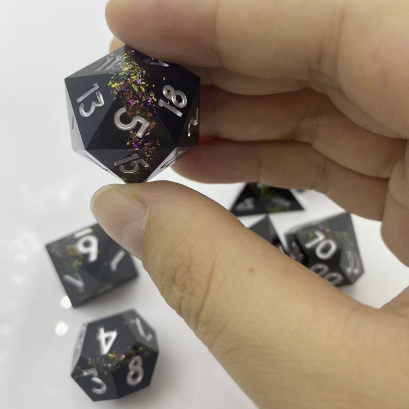 New premium Transparent Sharp Dice set polyhedral dice Sharp Edge DND dice for Dungeons & Dragons board game TRPG board game