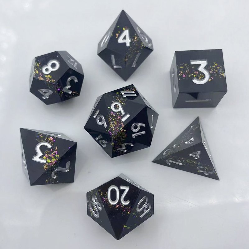 New premium Transparent Sharp Dice set polyhedral dice Sharp Edge DND dice for Dungeons & Dragons board game TRPG board game
