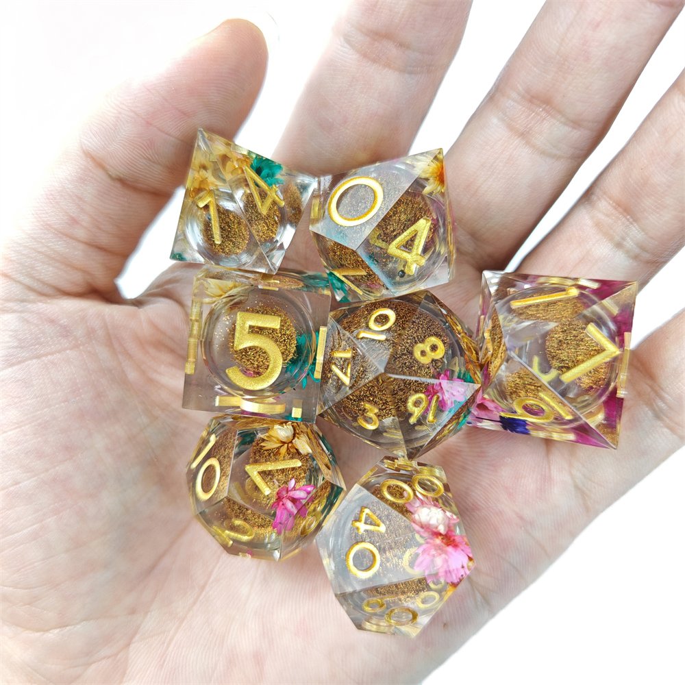 Polyhedral DND Sharp Edge Resin Dice Set for Dragons and Dungeons RPG Tabletop Game Flower Quicksand Liquid Core Dice