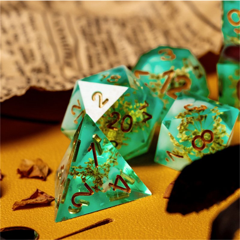 Udixi Custom Polyhedral Dice Ammi Sharp Edge Resin Dice rpg dnd Dungeons and Dragons Dice Set