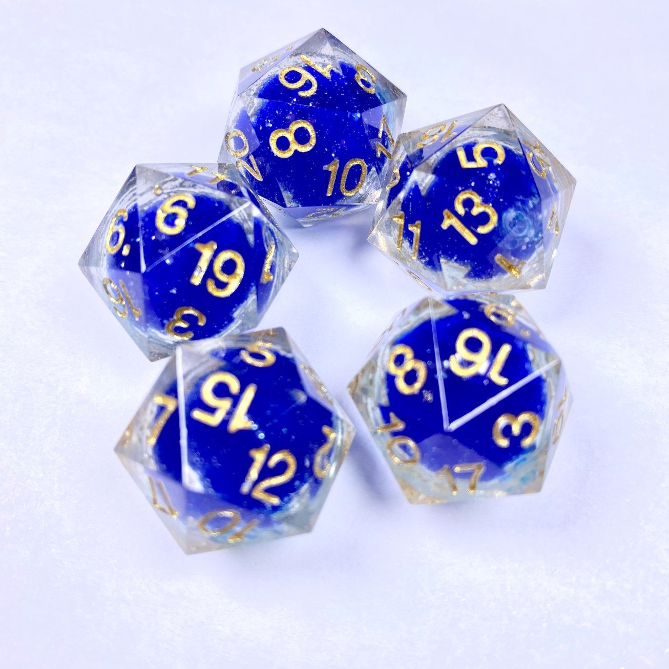 Explosive new resin sharp corner D20 rpg polyhedron dice blue liquid quicksand game dice